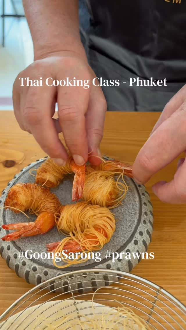 Deep fried prawn wrapped in angel hair noodles. (Goong Sarong) 
#ThaiCookingClass #Phuket #privateChef #ThaiFood #seafood