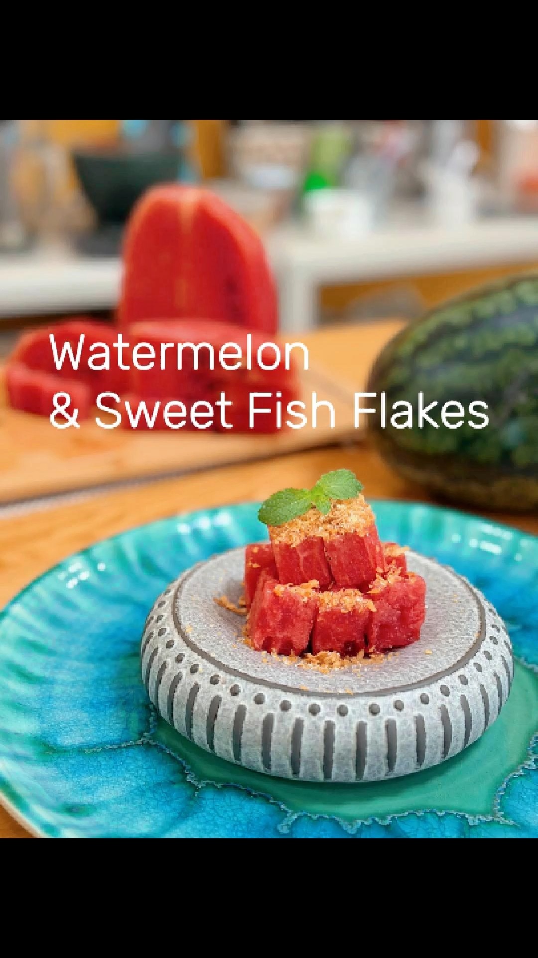 Watermelon & Sweet Dried Fish - Tangmo Pla Hang. Perfect treat to serve in this super hot season.

#PrivateChef #Phuket #ThaiCookingClass #ThaiFood #PrivateClass #inVillaDining
