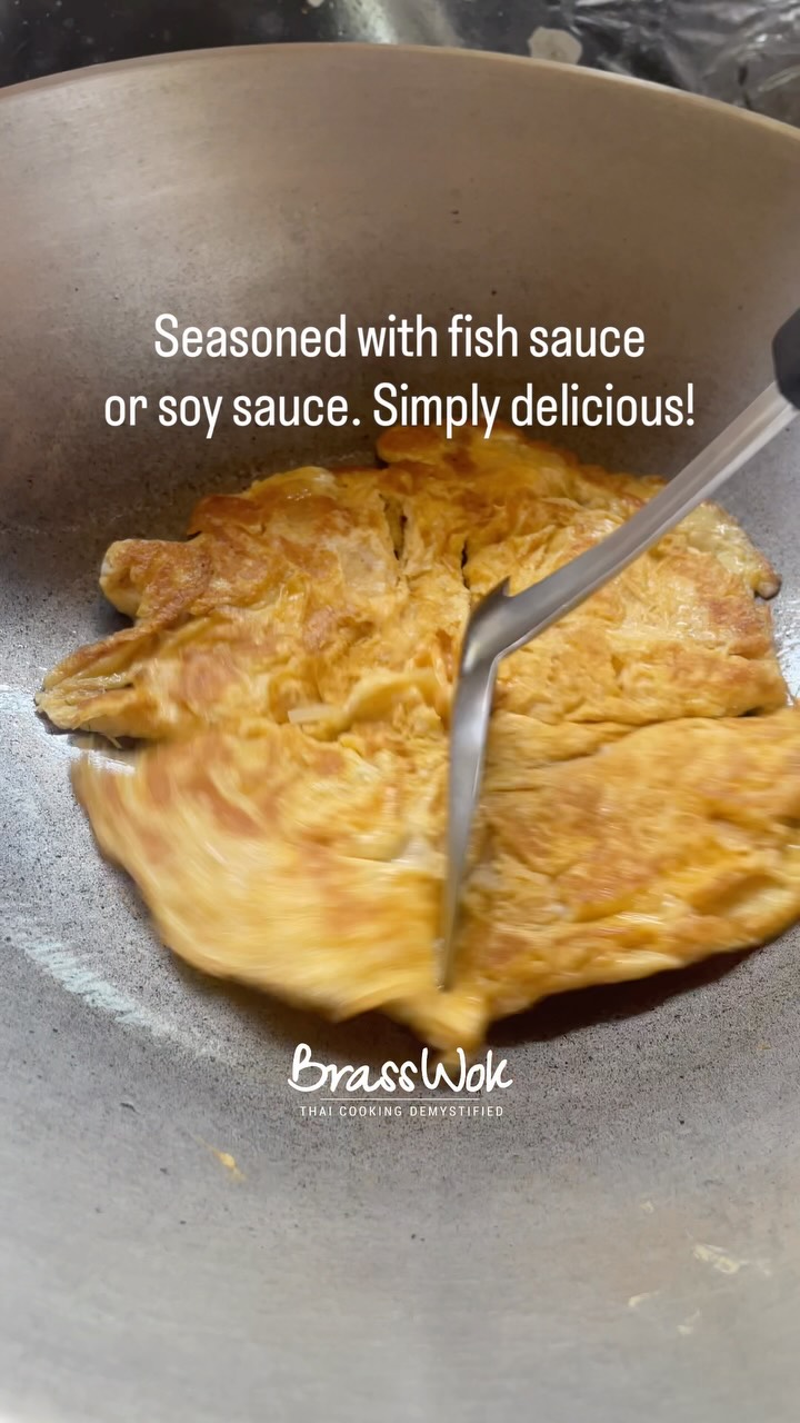Do you remember what is the first thing you learned to cook? For many Thais it is Khai Jeaw. Our omelette, we season with fish sauce or soy sauce, and maybe even a bit of oyster sauce in these days. And we cook it until brown. The aroma of fried protein in hot oil is really appetizing. Always serve with rice. 

#thaicookingclass #privatechef #phuket #thaiommelette #privatechefexperience