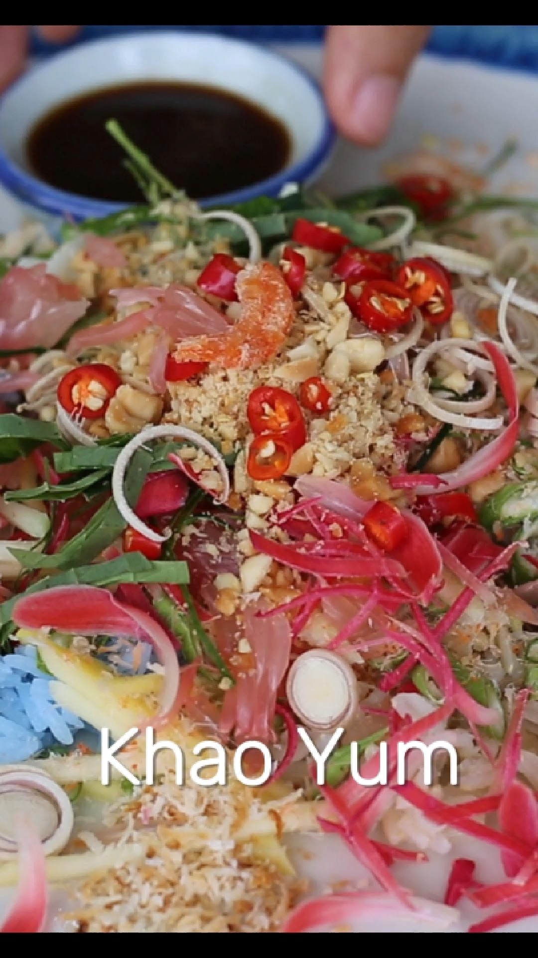 Khao Yum Nam Budu - a southern Thai rice salad.

#ThaiCookingClass #PrivateChefExperience #Phuket #SouthernThaiFood #MarketTour #HolidayActivity